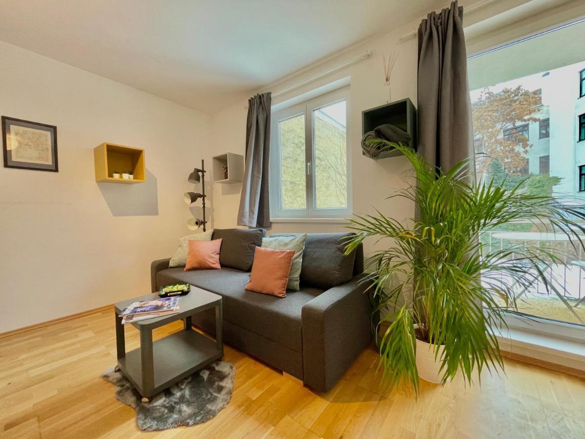 Premium Apartment With Balcony In Classy Area فيينا المظهر الخارجي الصورة